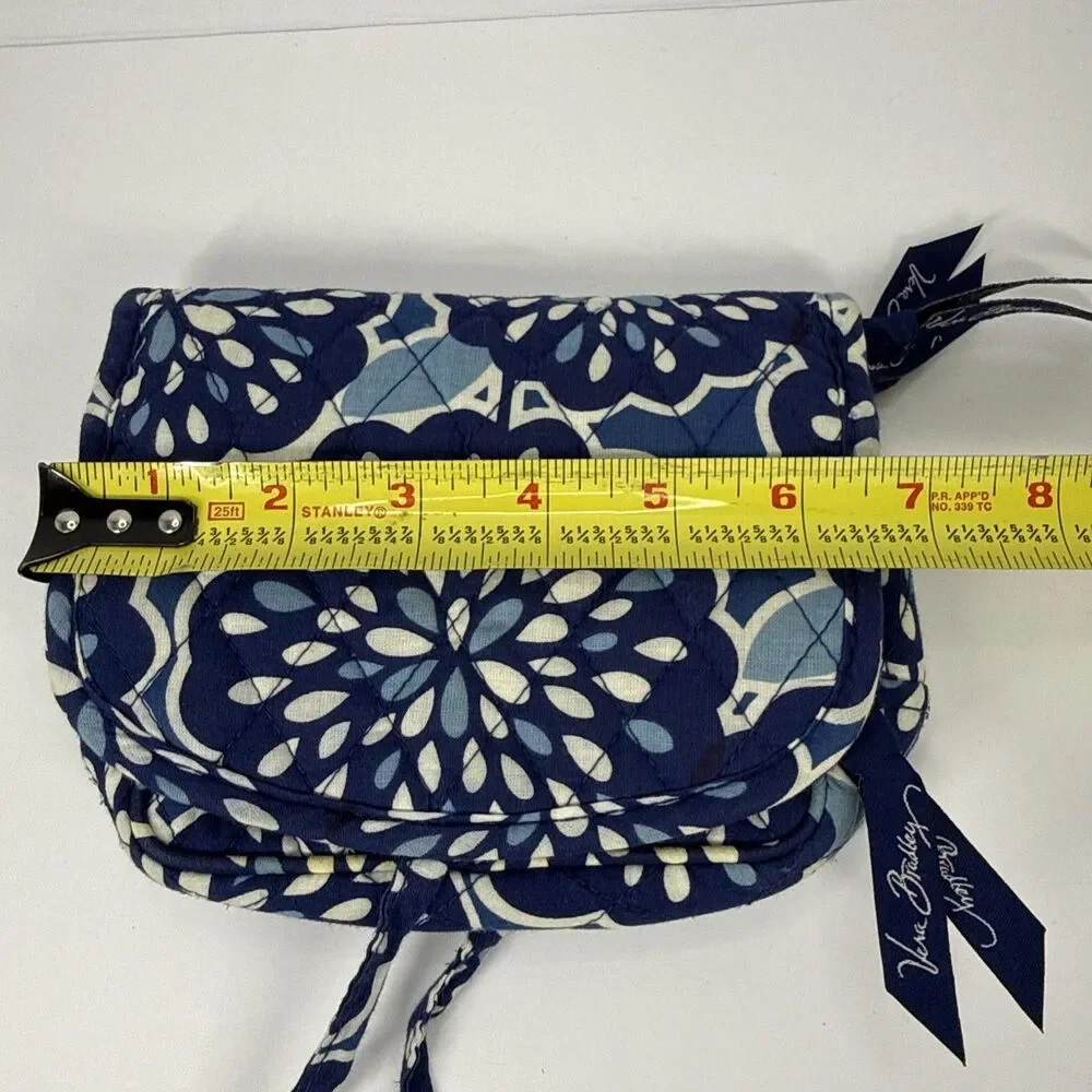 Vera Bradley Blue White Small Jewelry Make Up Case Wallet Petal Splash